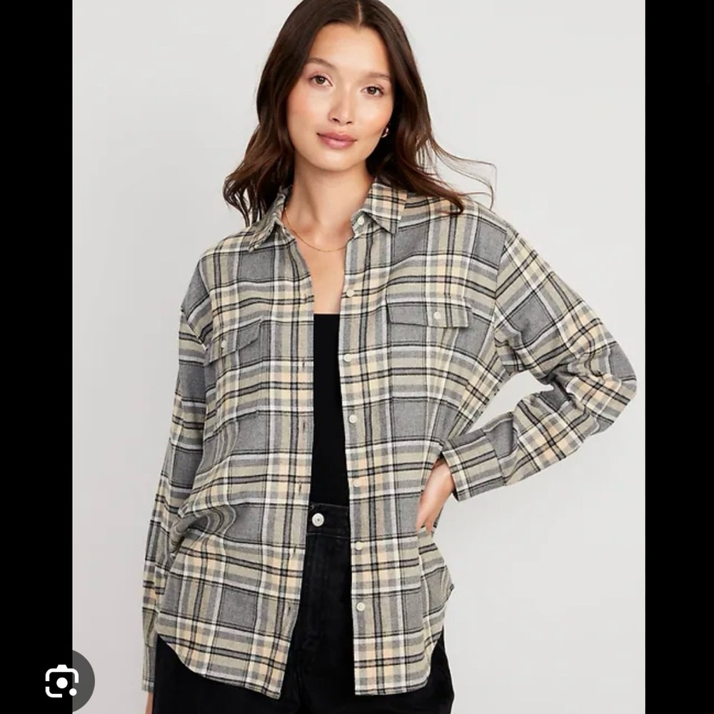 Old Navy Plaid Button-Down Shirt - Gray and Cream